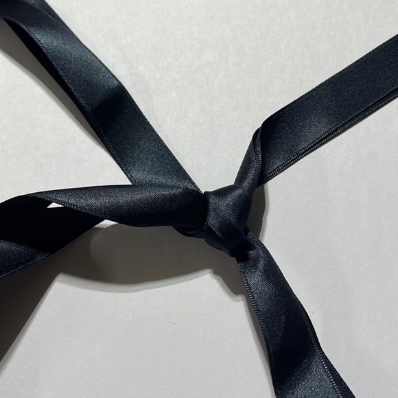 Herve Van Der Straeten Pastilles Dot Ribbon Necklace - Picture 3 of 7